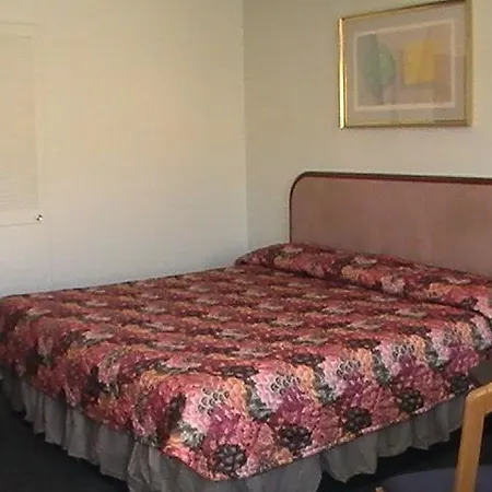 Hometown Inn Galion Habitación foto